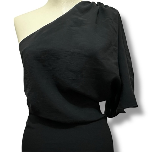 214 H&M | EUC Turkey Black One-Shoulder Mini Dress (size XS) - Picture 3 of 12